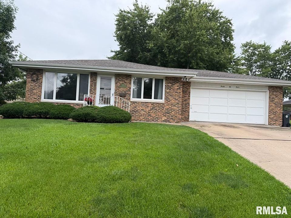 1st image of 2212 Belmont Dr