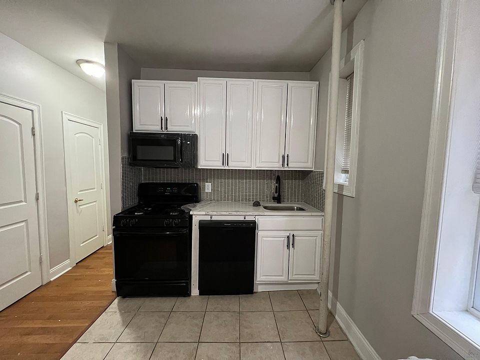1st image of 130 Corbin Ave #30A