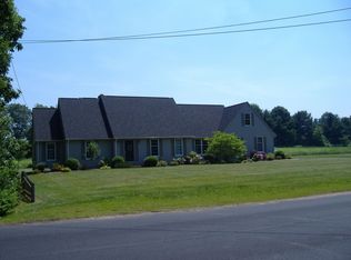 39 Mill Rd, East Longmeadow, MA 01028