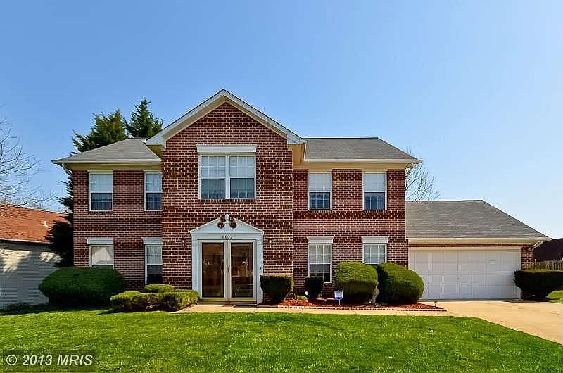 2nd image of 8802 Osgood Ct