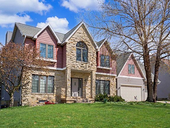 2nd image of 3413 Pheasant Dr