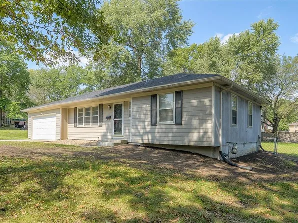 6400 E 133rd Ter, Grandview, MO 64030