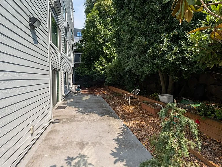 1800 Boylston Ave #304 — Photo 4