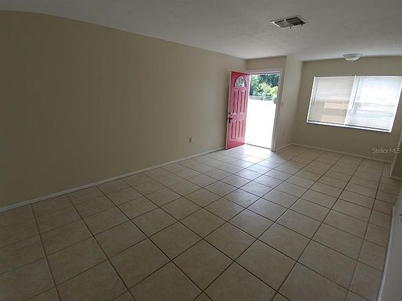 3rd image of 2495 Avenue C SW #B