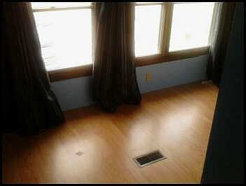 1st image of 2122 Valley Dr