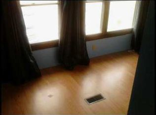 2122 Valley Dr, Deerfield, OH 44411