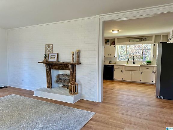 5th image of 1236 Frances St