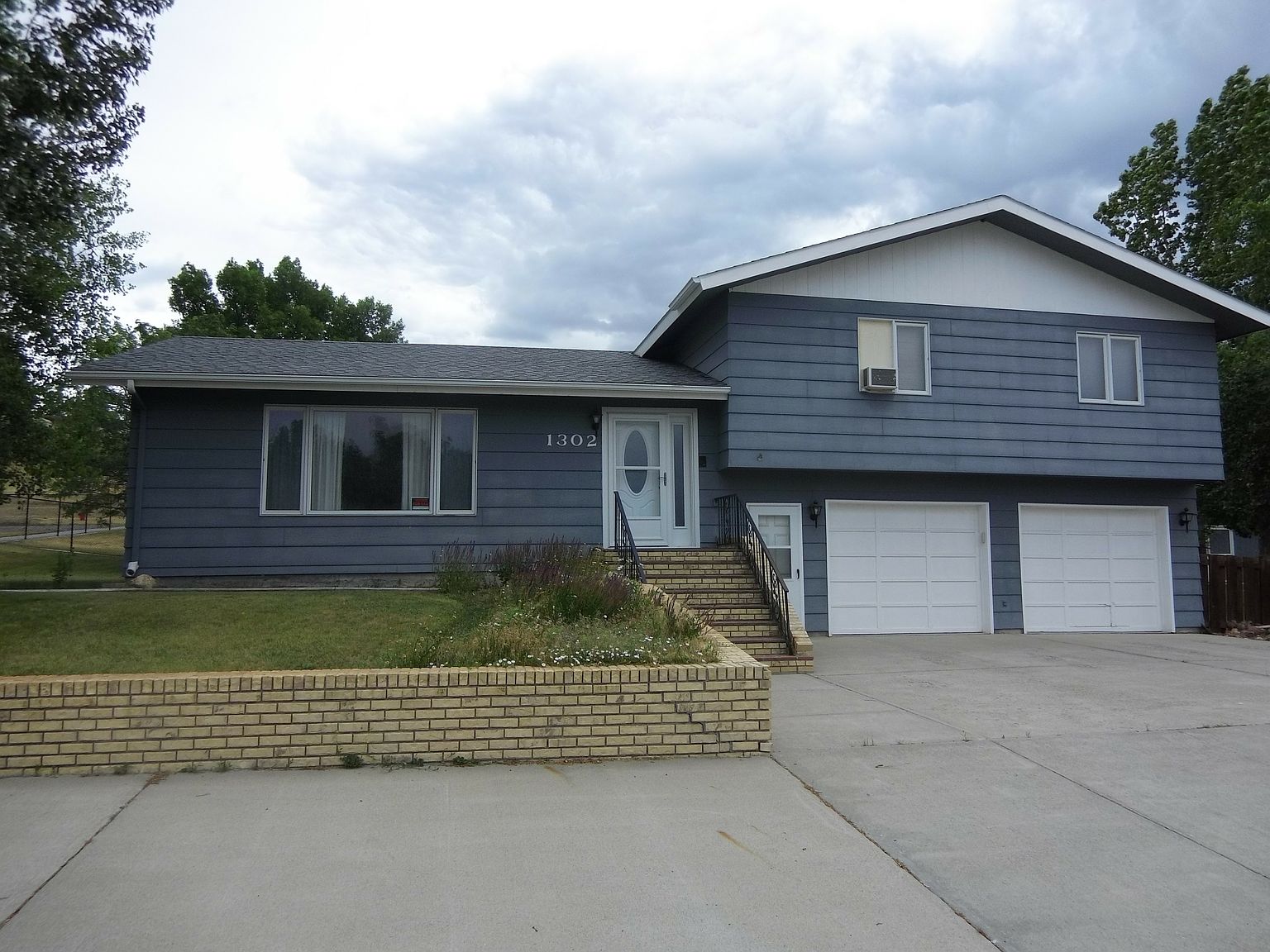 1302 Main St, Roundup, MT 59072 Zillow