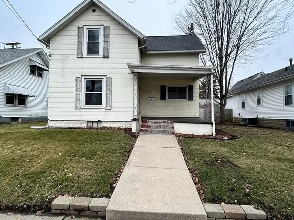 810 E 5th St, Sterling, IL 61081