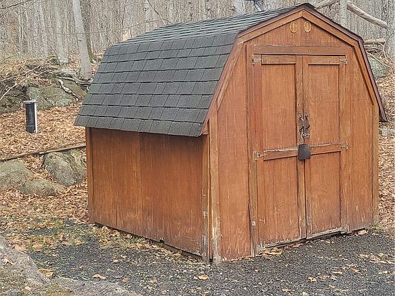 5th image of 119 Dakota Rd