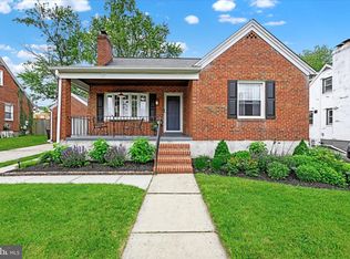 8710 Maravoss Ln, Parkville, MD 21234