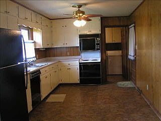 2nd image of 6209 Stockbridge Dr