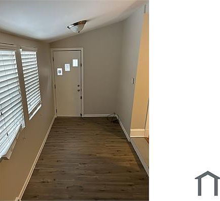 3rd image of 7721 S Eberhart Ave