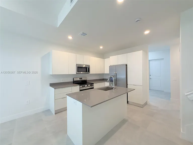 34535 SW 189th Ct #34535 — Photo 4