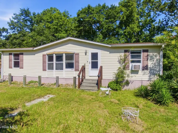 165 High School Road, Vanceboro, NC 28586