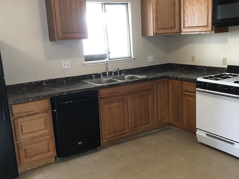 617 Granger Ave #617 — Photo 15
