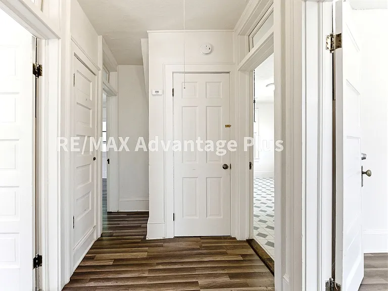 106 Grove St — Photo 7