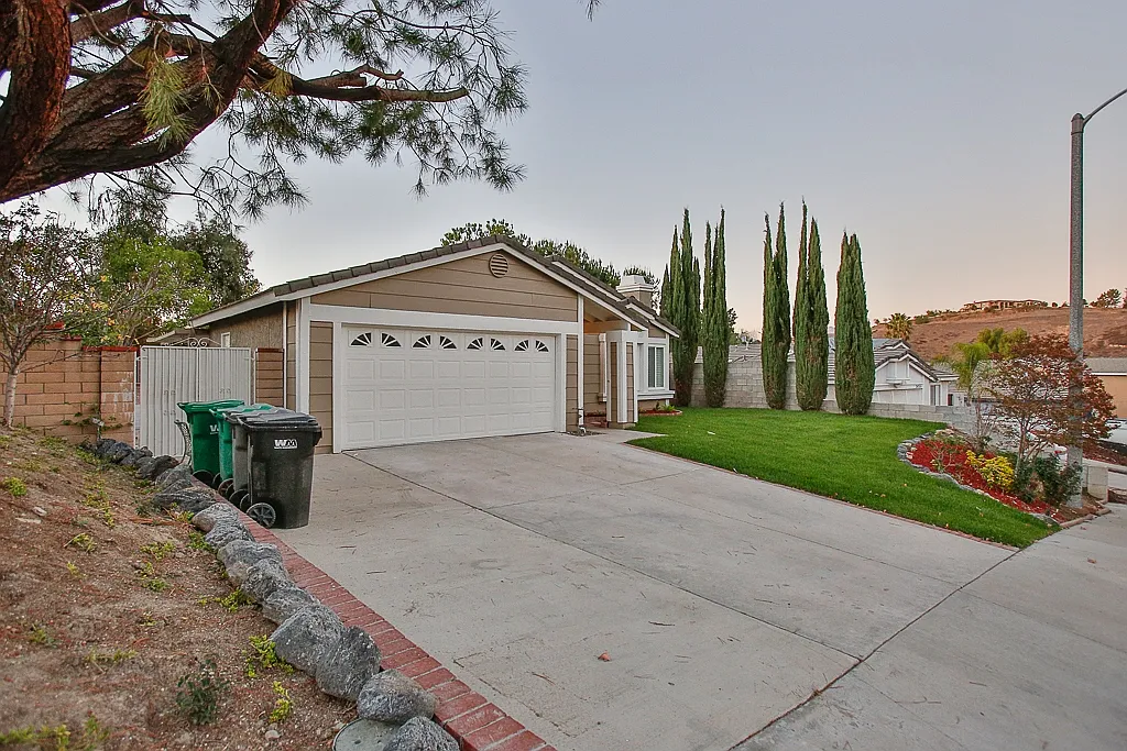 3 bed, 1400 sqft, $5,000 — Photo 1