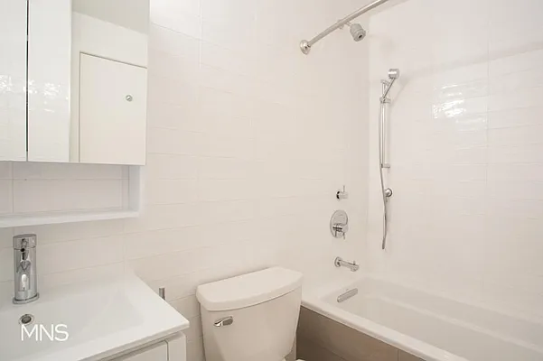 Rented by MNS Marketing | media 17