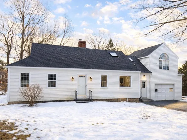 12 Nola Avenue, Rochester, NH 03867