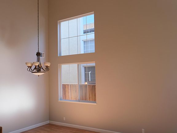 Main entrance living room.