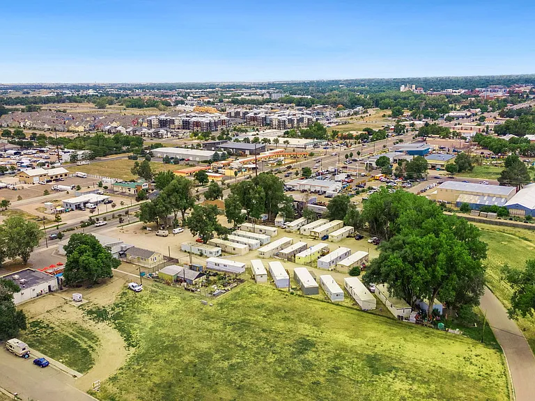 Stonecrest Rentals — Photo 3