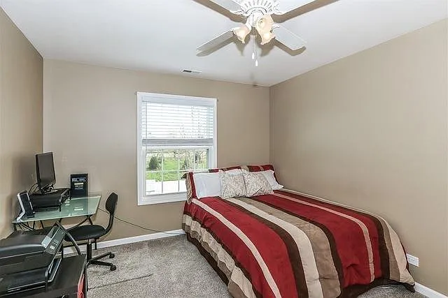 322 Newport Ln — Photo 3