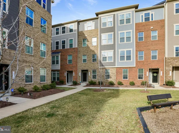 43011 Prophecy Ter, Sterling, VA 20166