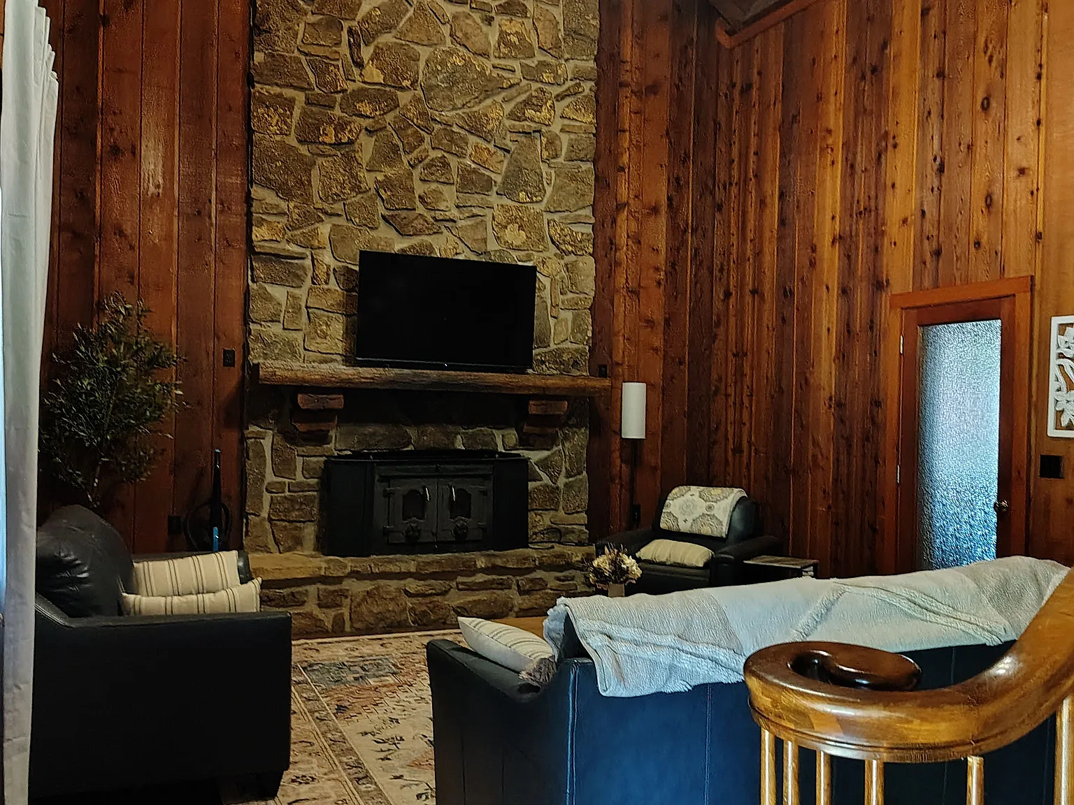 7030 Dodson Branch Cabin Home — Photo 3