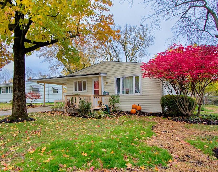1st image of 119 Mariemont Dr N