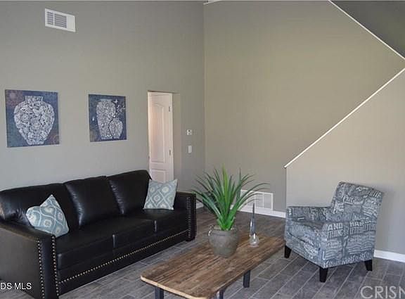 4th image of 386 Sonora Dr