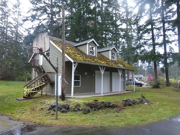3rd image of 3172 SE Sunny Acres Ln