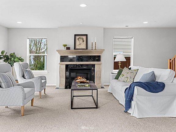 3rd image of 3094 McAllister St