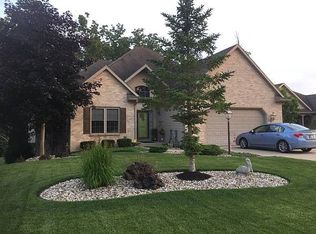 25660 Rolling Hills Dr, South Bend, IN 46628
