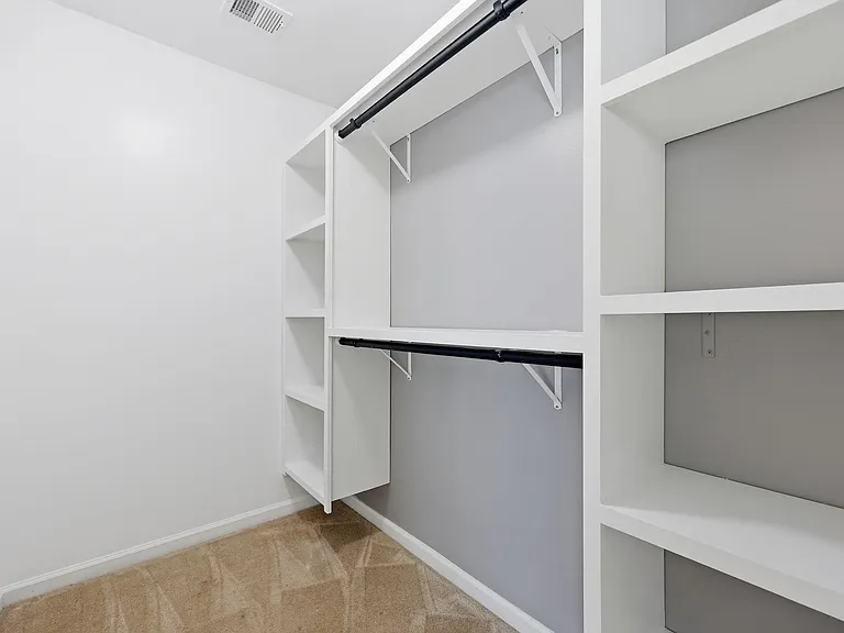 7833 Wormans Mill Rd — Photo 34