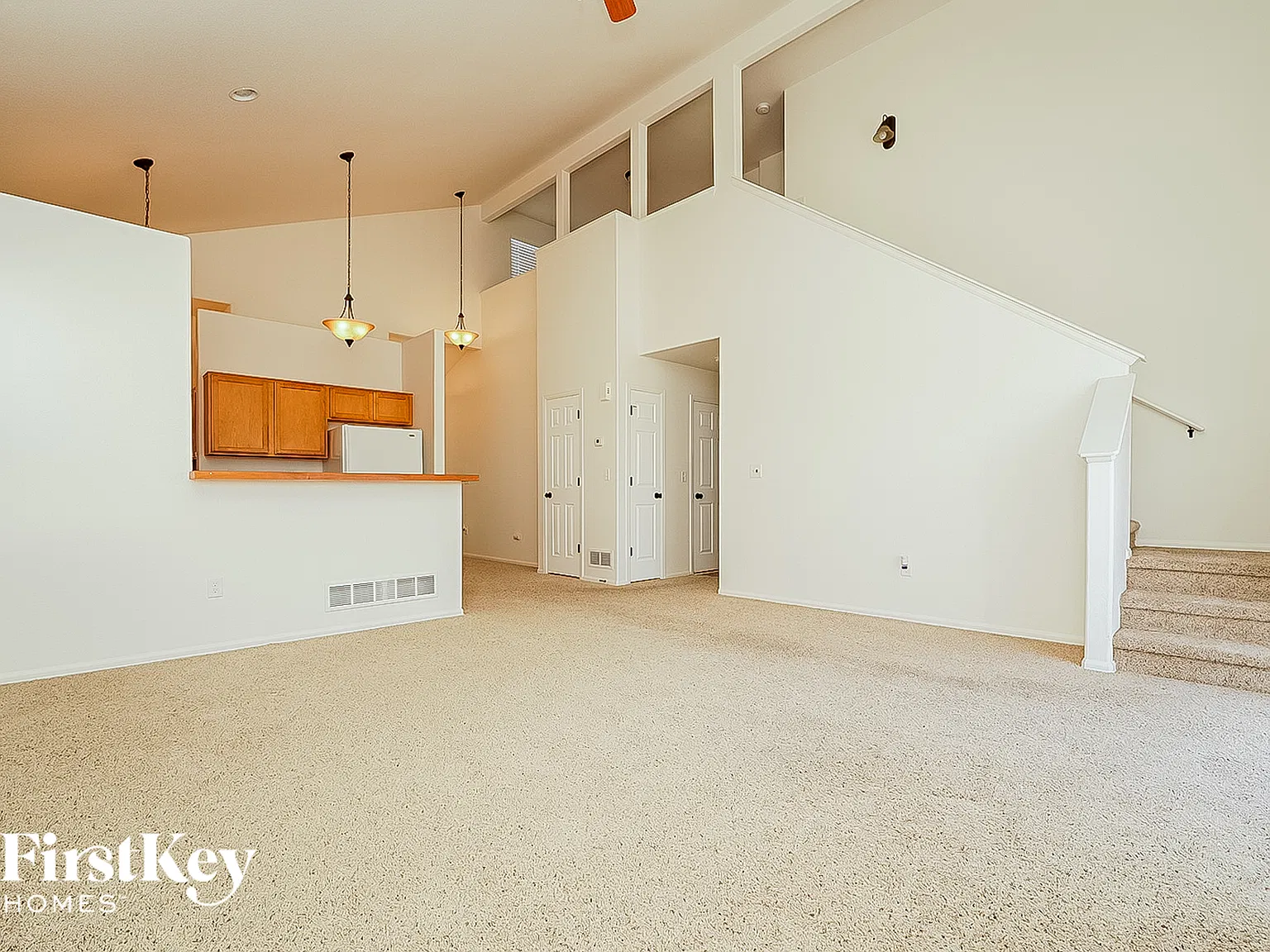 3 bed, 2.5 bath, 1607 sqft, $3,235 — Photo 4