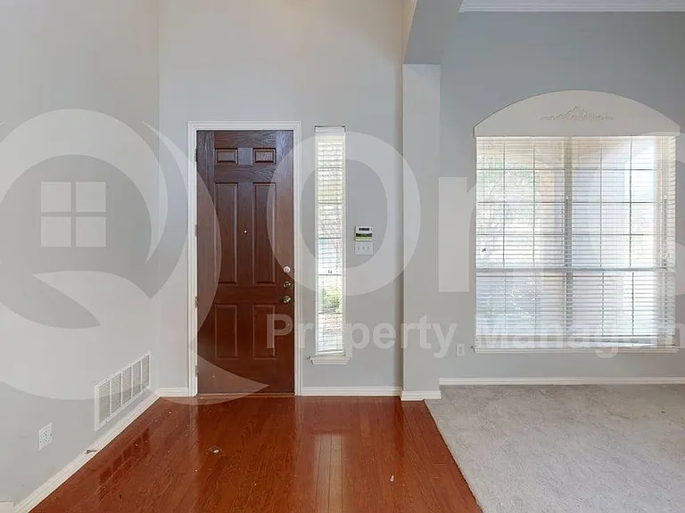 4536 Brenda Dr — Photo 22