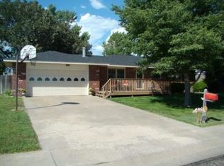 1255 N Brookside Dr, Colby, KS 67701