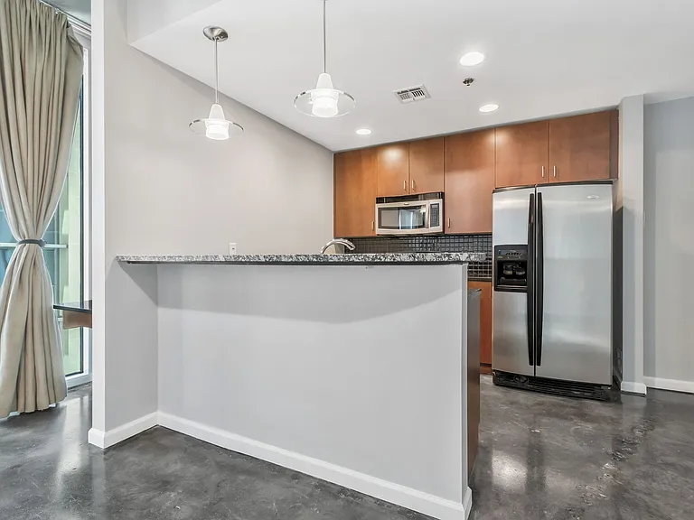 415 Church St #2107 — Photo 10