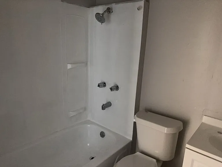 3621 Sackett Ave — Photo 10