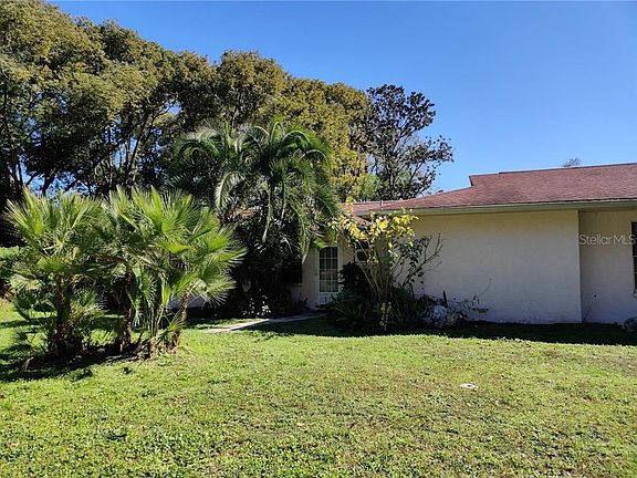 4th image of 3632 Pinecone Ct