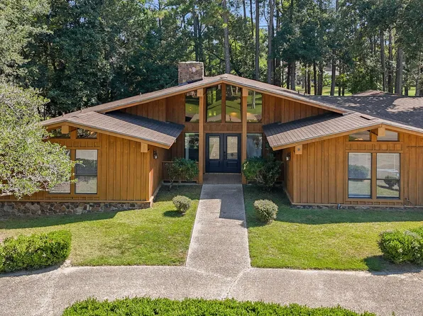 7415 Mahalo Hui Dr, Diamondhead, MS 39525