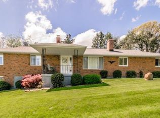 23 Old Gate Rd, Meriden, CT 06451