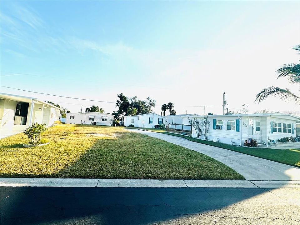 2nd image of 522 CENTRE STREET LOT 522