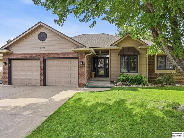 2511 N 155th St, Omaha, NE 68116