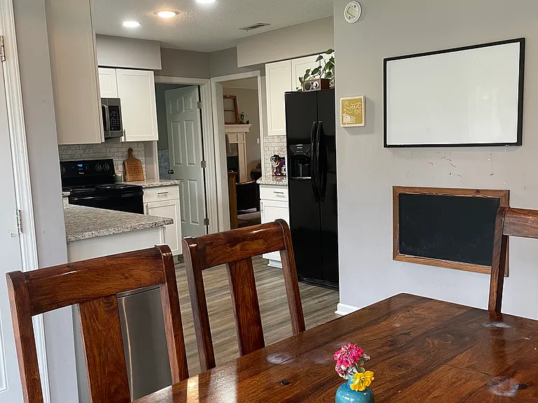 3816 Honeysuckle Dr — Photo 16