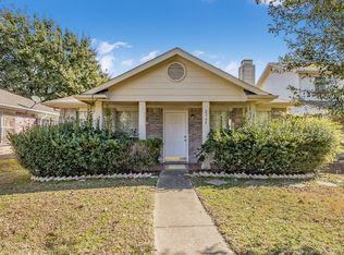 2368 Summit Ln, Dallas, TX 75227