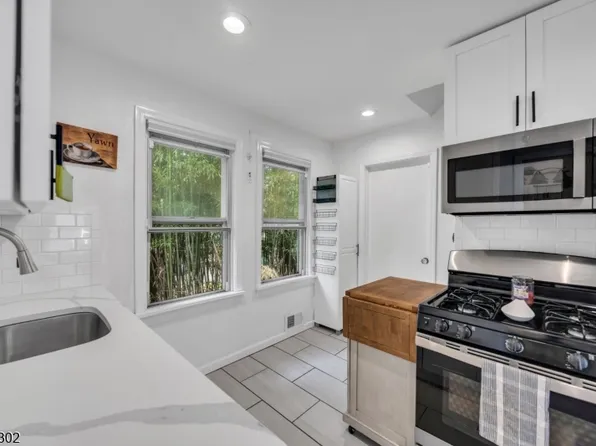 182 Baltimore Ave, Cranford Twp., NJ 07016