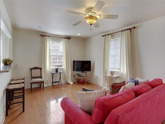2nd image of 7029-31 Wuerpel St