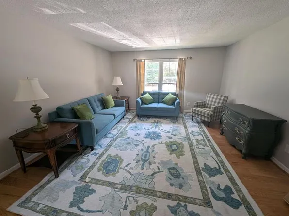 3600 Chateau Dr APT 139, Columbia, SC 29204